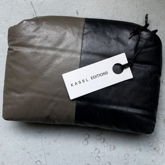 Nwt $895 Kassl Edition two tone padded pillow clutch - Picture 3 of 3